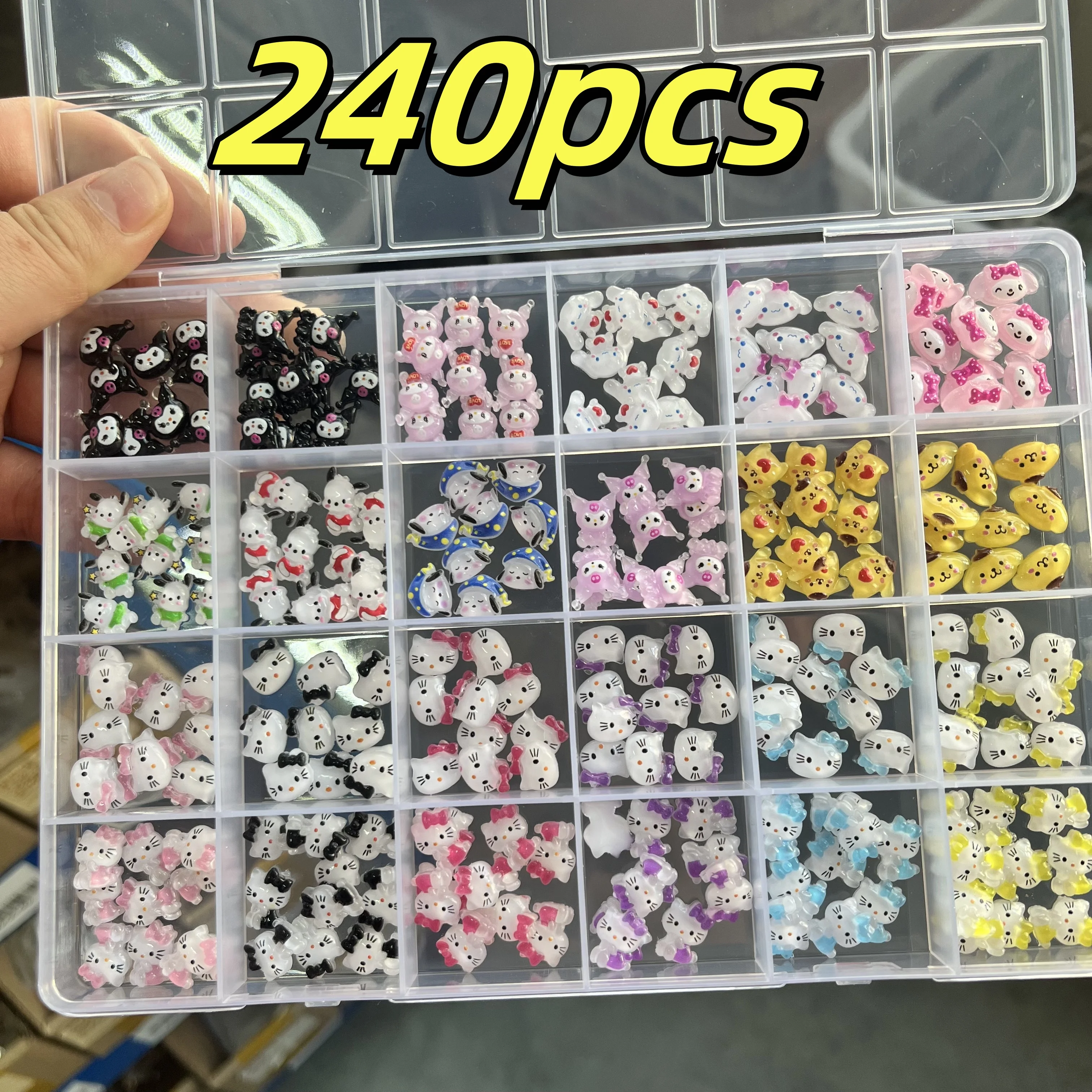 240Pcs/Box Hello Kitty & Friends Nail Art Charms Kawaii Hello Kitty Nail Art Rhinestone Cute Cartoon DIY Nail Manicure Accessory
240Pcs/Box Hello Kitty & Friends Nail Art Charms Kawaii Hello Kitty Nail Art Rhinestone Cute Cartoon DIY Nail Manicure Accessory