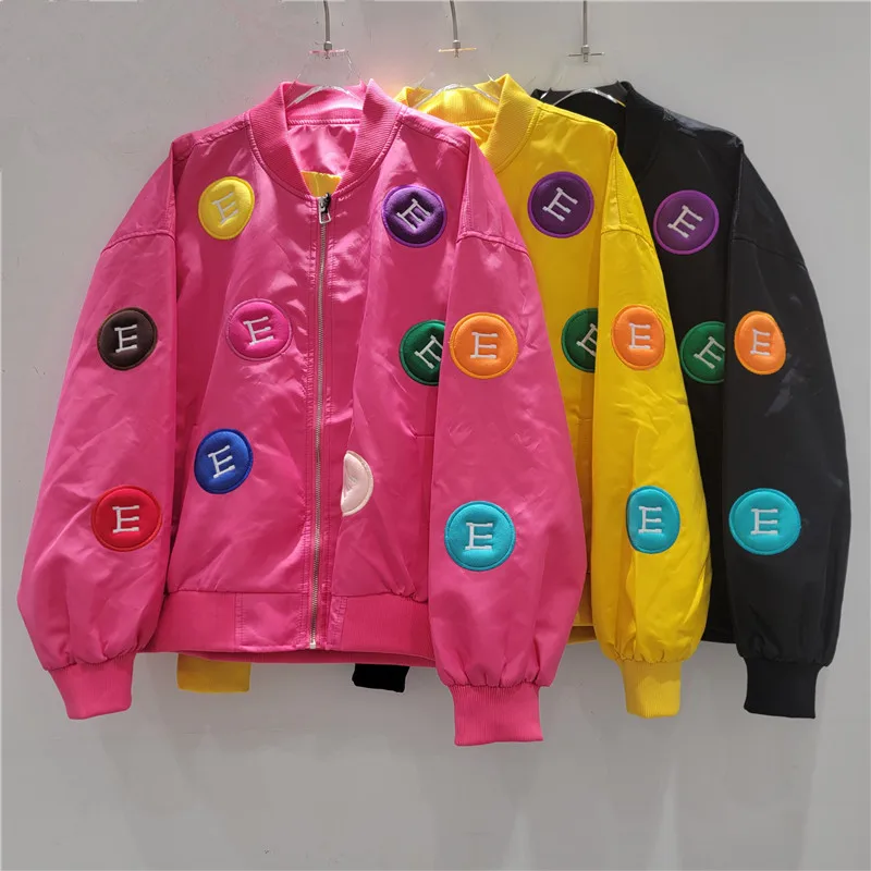 Куртка-бомбер женская, цвет розовый, премиум-класса, свободного кроя, с модной вышивкой, универсальная, весна-осень, с надписью E
Куртка-бомбер женская, цвет розовый, премиум-класса, свободного кроя, с модной вышивкой, универсальная, весна-осень, с надписью E