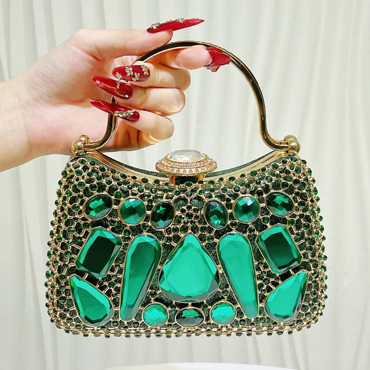 Luxury and exquisite dinner bag French diamond-encrusted handbag, high-end mat************sam women's bag
Luxury and exquisite dinner bag French diamond-encrusted handbag, high-end mat************sam women's bag