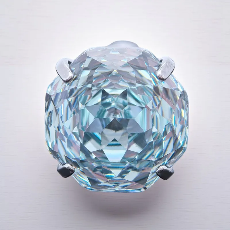 Wholesale and Retail Cubic Zirconia Special Rose Cut Grey Blue Color Gemstone Bead for Diy 4 Prong Tragus Earrings Making
Wholesale and Retail Cubic Zirconia Special Rose Cut Grey Blue Color Gemstone Bead for Diy 4 Prong Tragus Earrings Making