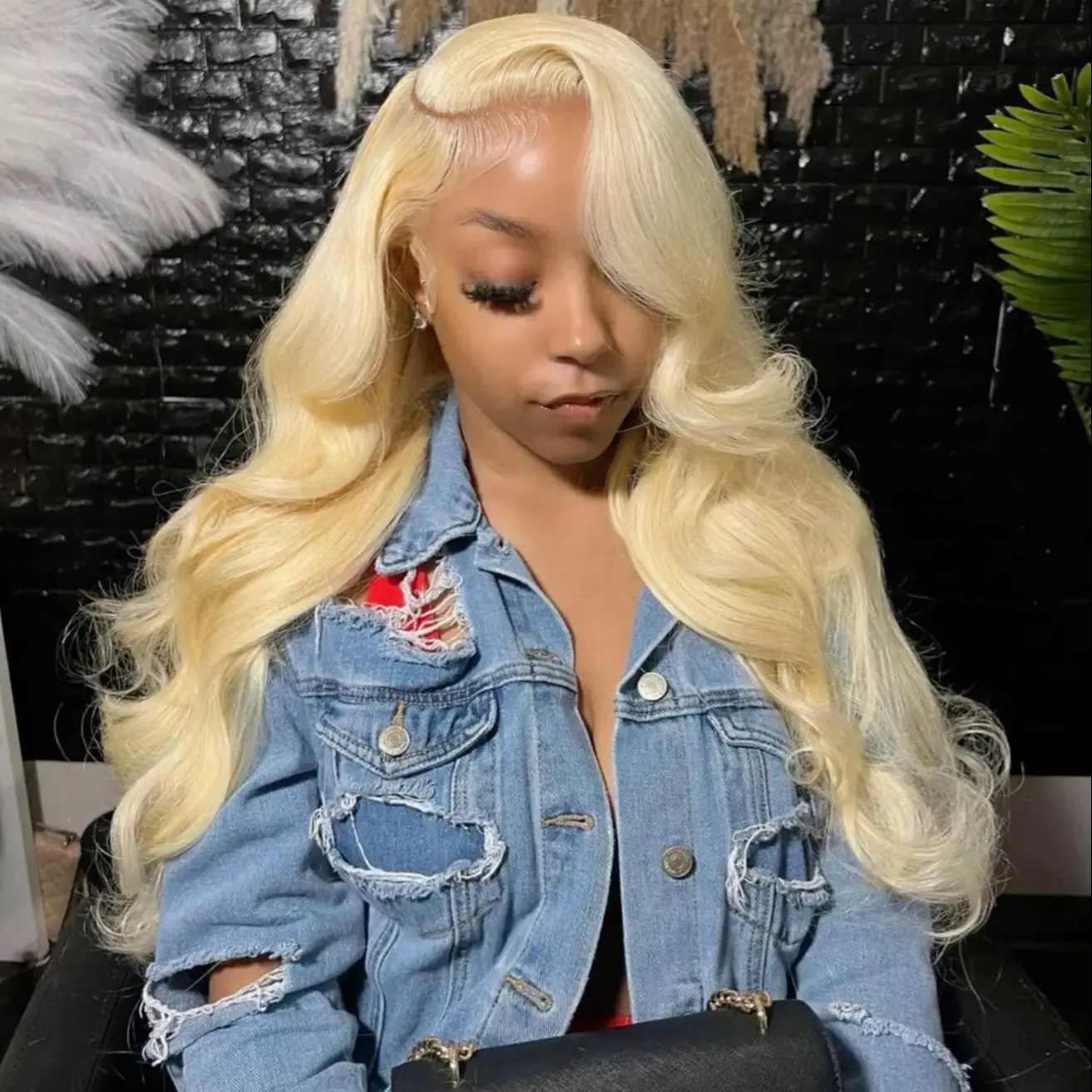 30 Inch Loose Body Wave Wig Colored Human Hair 613 HD Lace Frontal Wigs 13x6 Body Wave Blonde 100% Brazilian Choice For Women
30 Inch Loose Body Wave Wig Colored Human Hair 613 HD Lace Frontal Wigs 13x6 Body Wave Blonde 100% Brazilian Choice For Women