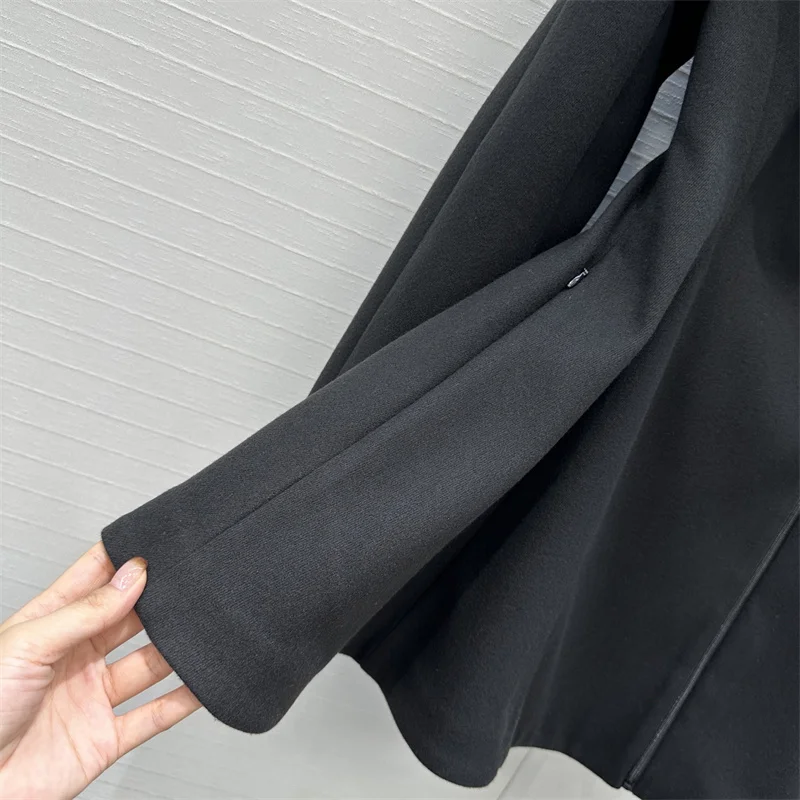 Женская куртка, новый облегающий топ с длинными рукавами и асимметричной молнией на осень 2022, высококачественное женское пальто из смеси шерсти, верхняя одежда 
Женская куртка, новый облегающий топ с длинными рукавами и асимметричной молнией на осень 2022, высококачественное женское пальто из смеси шерсти, верхняя одежда