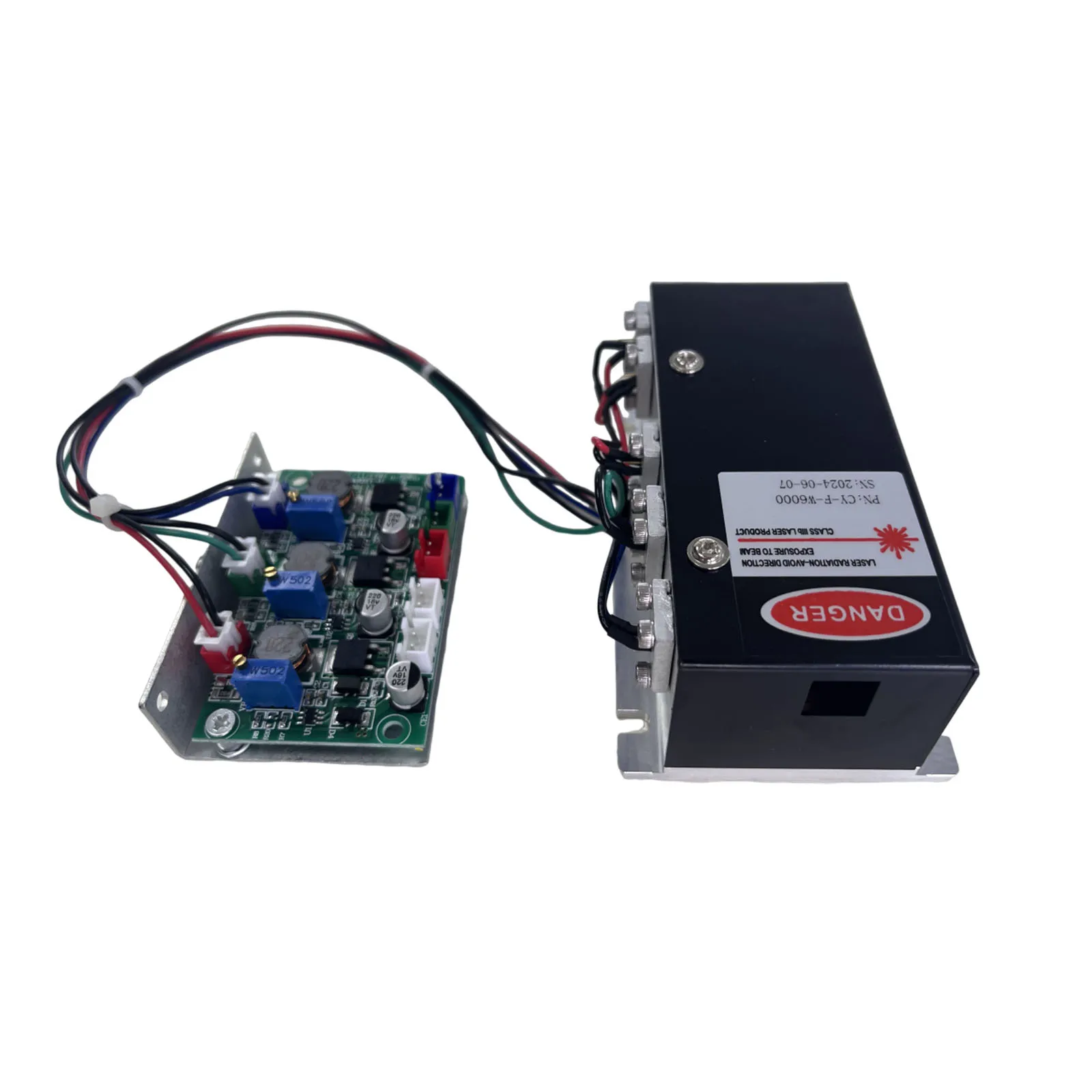 RGB10W 450 нм 520 нм 638 нм Мощный цветной лазерный модуль Лазерный источник света
RGB10W 450 нм 520 нм 638 нм Мощный цветной лазерный модуль Лазерный источник света