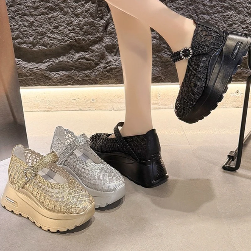 Weaving Style Women's Round Closed Toe Hollow Out Breathable High Heel Sandals Women Solid Color Comfortable Sandals New Summer
Weaving Style Women's Round Closed Toe Hollow Out Breathable High Heel Sandals Women Solid Color Comfortable Sandals New Summer