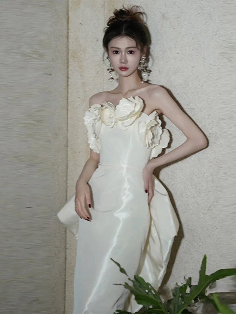 Elegant Backless Bridal Gown in Satin for Young Women Simple Style mid Waist Fish Tail Design with Zipper for Indoor Hotel We...
Elegant Backless Bridal Gown in Satin for Young Women Simple Style mid Waist Fish Tail Design with Zipper for Indoor Hotel We...