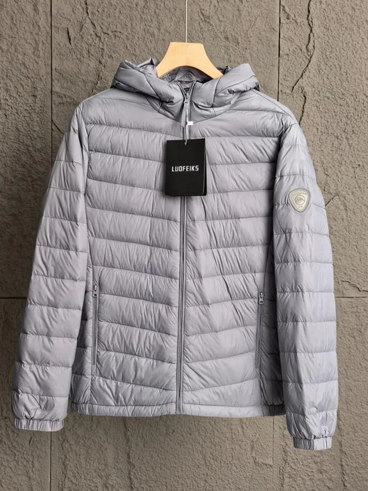 Men's Outdoor Casual Lightweight Windproof Waterproof Warm Hooded Duck down Jacket Loose Fitting Padded Coat for Autumn Winter
Men's Outdoor Casual Lightweight Windproof Waterproof Warm Hooded Duck down Jacket Loose Fitting Padded Coat for Autumn Winter