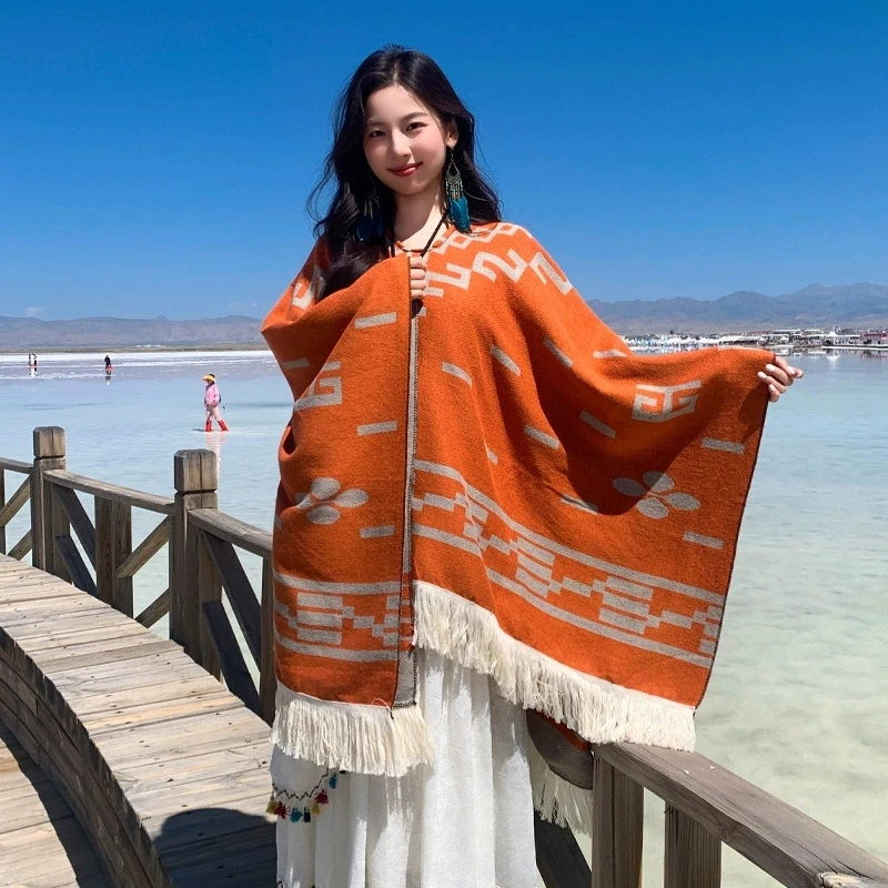 Traveling Women's Poncho Shawl Ethnic Style Tassels Hoodie Cloak Winter Warm Jacquard Outdoor Decoration Men Big Cape Blanket P3
Traveling Women's Poncho Shawl Ethnic Style Tassels Hoodie Cloak Winter Warm Jacquard Outdoor Decoration Men Big Cape Blanket P3