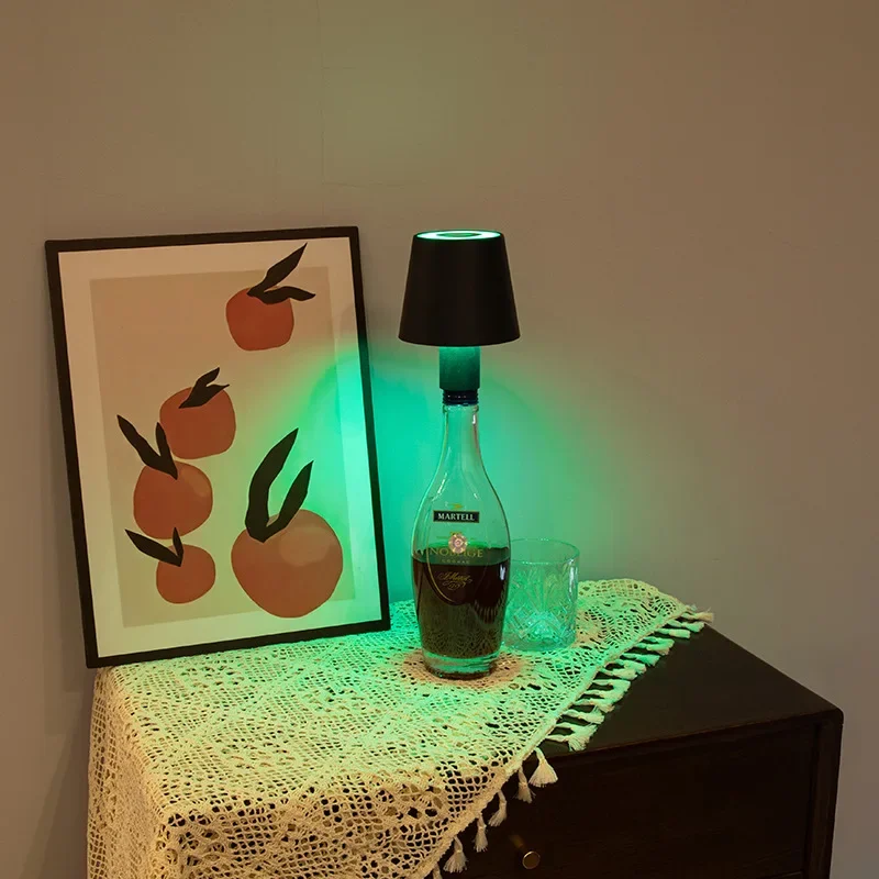 Nordic modern simple bar clear bar KTV wine bottle light all aluminum wall lamp LED charging dining room atmosphere table light
Nordic modern simple bar clear bar KTV wine bottle light all aluminum wall lamp LED charging dining room atmosphere table light