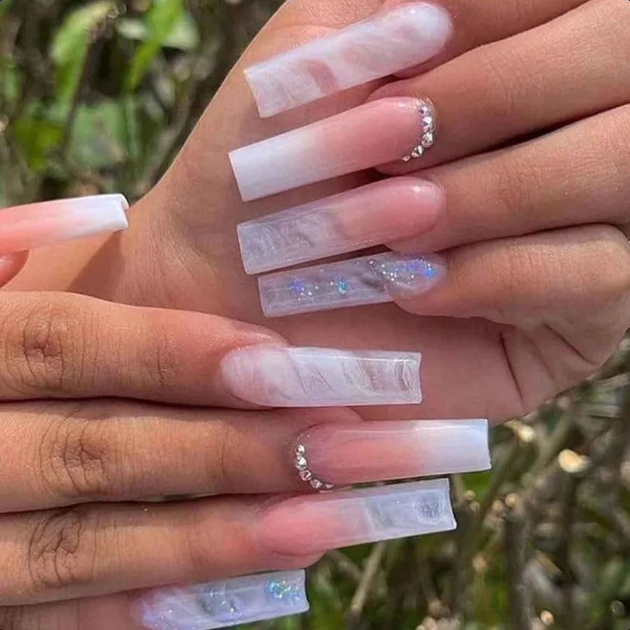 Ombre Pink White Pr on Nails Long Square Glitter Fake Nails with Rhinestones Design Gel Glue on Nails for Women Full Cover Acry
Ombre Pink White Pr on Nails Long Square Glitter Fake Nails with Rhinestones Design Gel Glue on Nails for Women Full Cover Acry