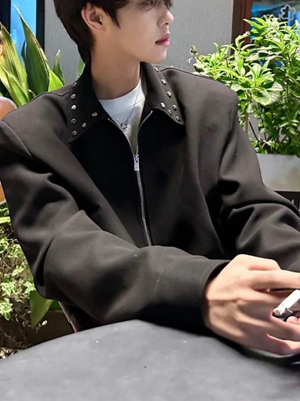 Black Short Padded Shoulder Men's Jacket American Style Administrative Design Cleanfit High-End Feel Spring Autumn Outerwear
Black Short Padded Shoulder Men's Jacket American Style Administrative Design Cleanfit High-End Feel Spring Autumn Outerwear
