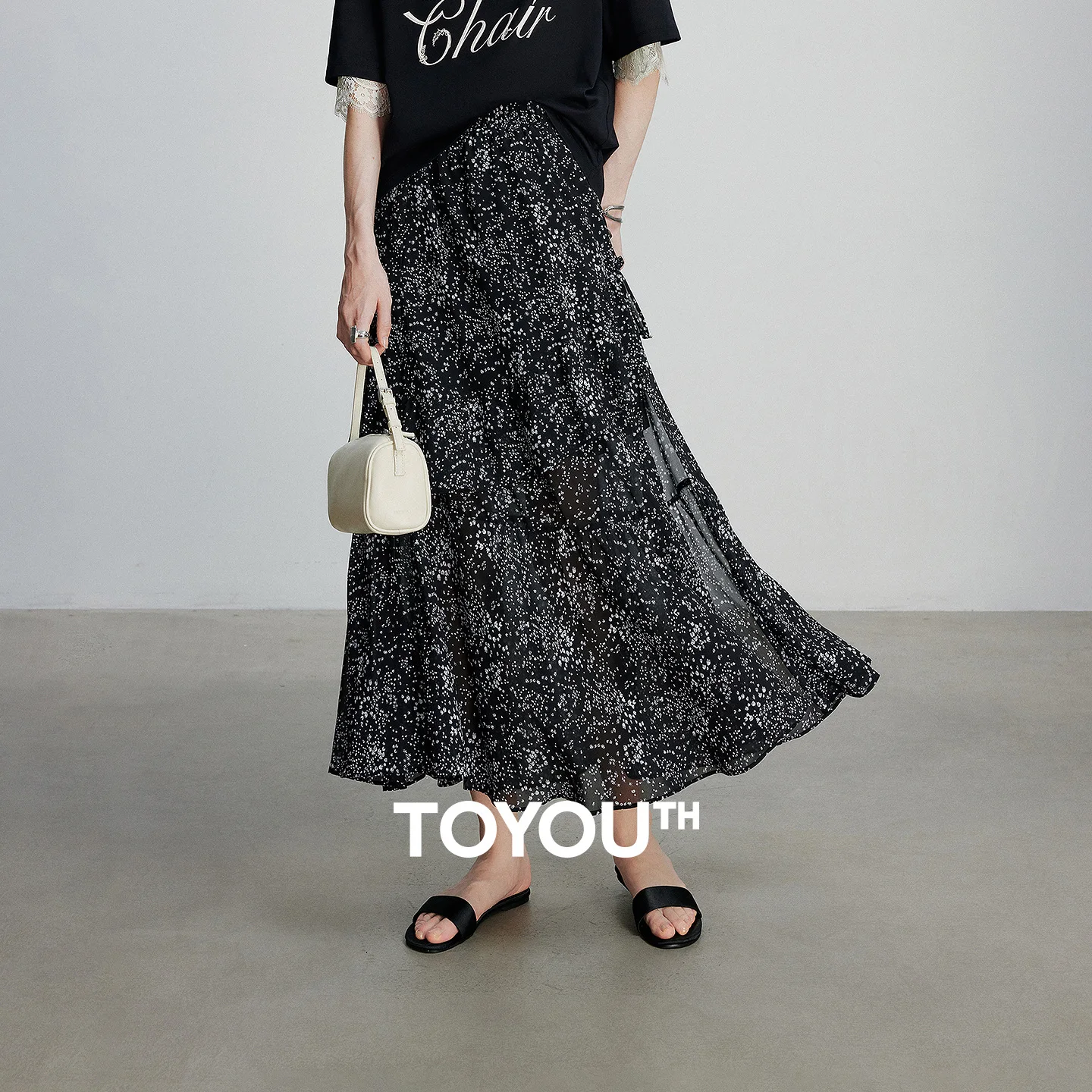 TOYOUTH Women Skirts 2026 Summer New High Waist Drape Floral Skirt Retro Print Gypsophila Midi Skirt
TOYOUTH Women Skirts 2026 Summer New High Waist Drape Floral Skirt Retro Print Gypsophila Midi Skirt