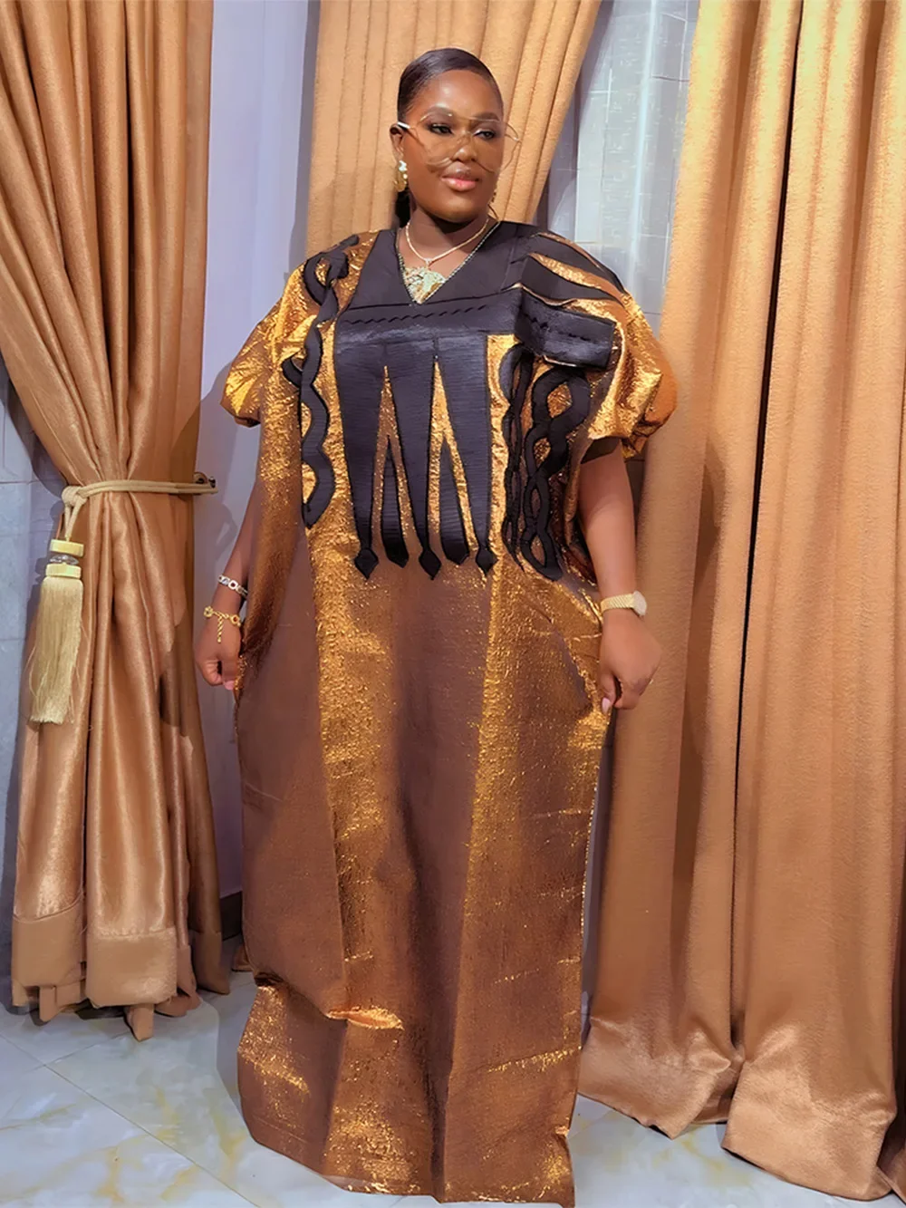 Abayas For Women Dubai Luxury 2025 African Muslim Fashion Dress Caftan Marocain Evening Party Dresses Boubou Robe Djellaba Femme
Abayas For Women Dubai Luxury 2025 African Muslim Fashion Dress Caftan Marocain Evening Party Dresses Boubou Robe Djellaba Femme