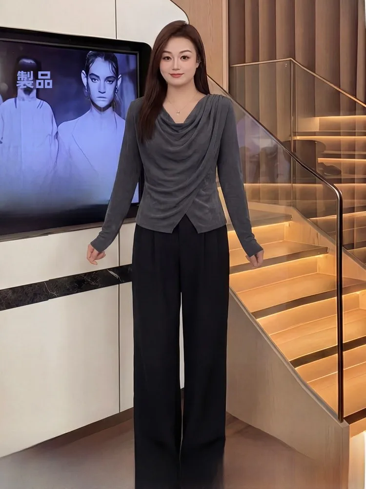 Gray V-Neck Top And Wide Leg Pants Set plus Size Women's Spring Fashion Design Sensation Outfit Korean Style High Waist Long ...
Gray V-Neck Top And Wide Leg Pants Set plus Size Women's Spring Fashion Design Sensation Outfit Korean Style High Waist Long ...