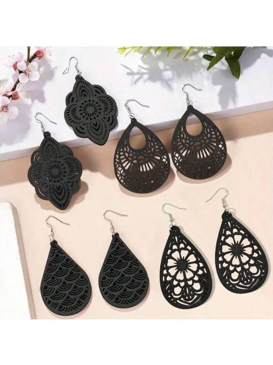 4 Pairs Vintage Carved Floral Wooden Dangle Earrings For Women Elegant Retro Style
4 Pairs Vintage Carved Floral Wooden Dangle Earrings For Women Elegant Retro Style