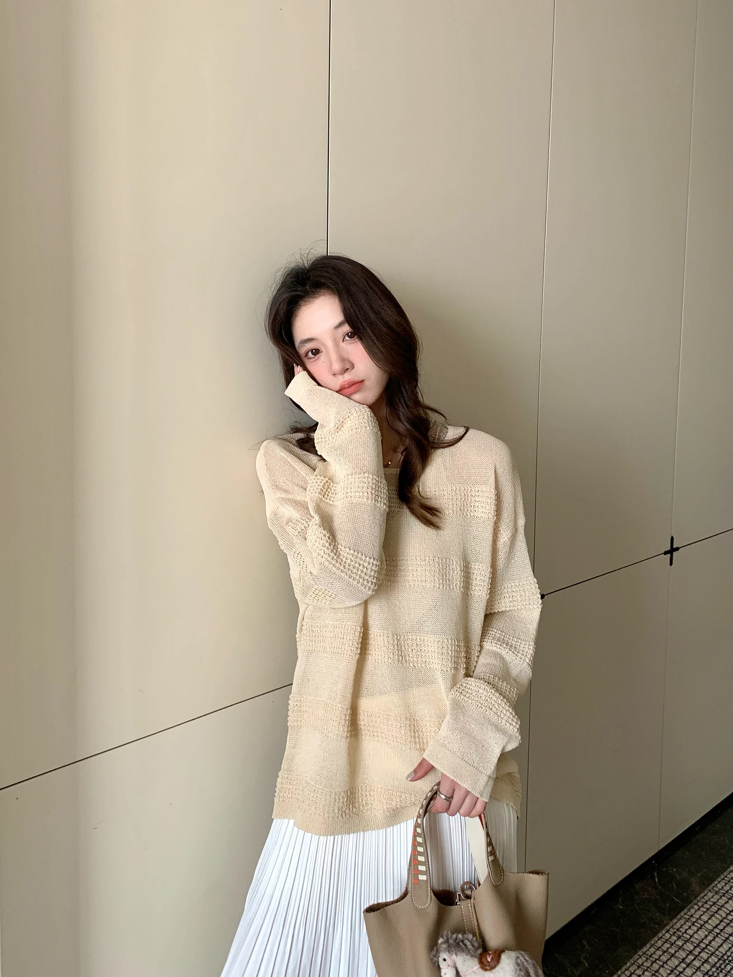 INGCON Hollow out Knitted Sweater Women's New Spring Pretty Fashion Korean Lazy Style Paper Silk Weaving Women's Top
INGCON Hollow out Knitted Sweater Women's New Spring Pretty Fashion Korean Lazy Style Paper Silk Weaving Women's Top