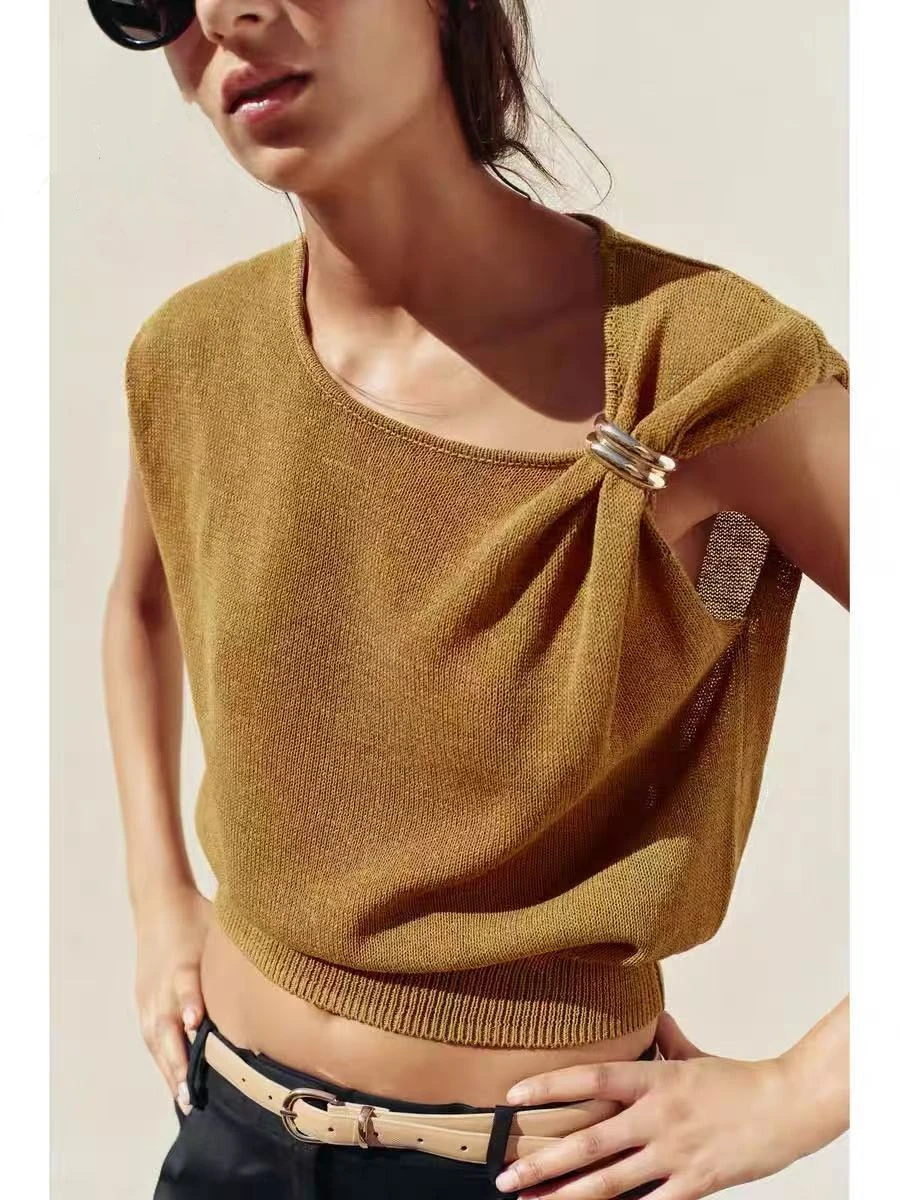 YY26217 ZA25 Summer New Women's Clothing Design Sense Fashion Accessories Simple Sleeveless Knitted Top 5536058 
YY26217 ZA25 Summer New Women's Clothing Design Sense Fashion Accessories Simple Sleeveless Knitted Top 5536058
