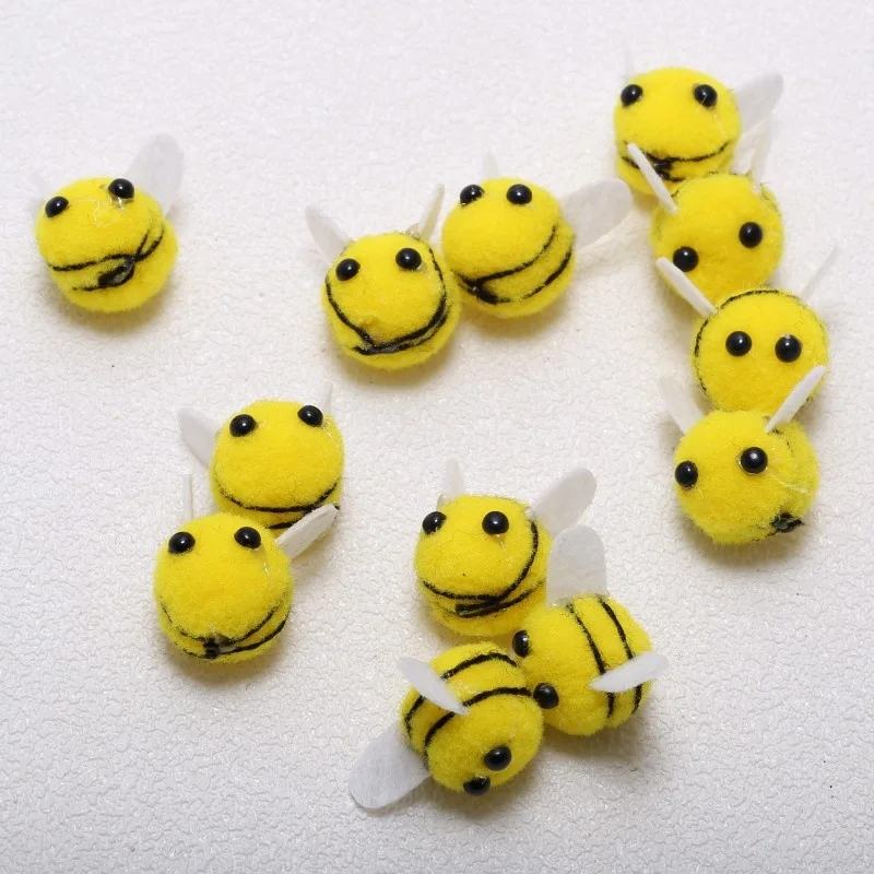 DIY Handmade 20*25mm Yellow Bee Pompom Hair Ball Material Polyester Headdress Wedding Gifts Party Supplies Hat Clothing Decor
DIY Handmade 20*25mm Yellow Bee Pompom Hair Ball Material Polyester Headdress Wedding Gifts Party Supplies Hat Clothing Decor