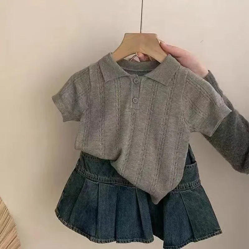 New fashionable summer outfits for girlspoloCollared short-sleeved knit top and denim half skirt two-piece set
New fashionable summer outfits for girlspoloCollared short-sleeved knit top and denim half skirt two-piece set