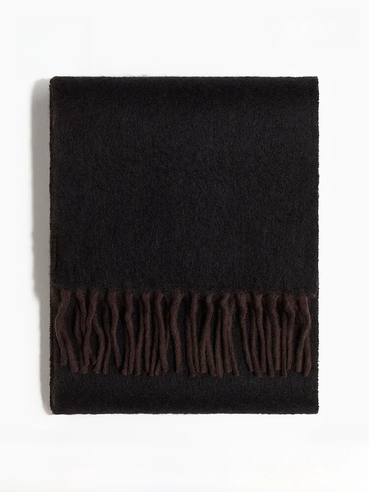 H&M Men's Knitted Scarf 1303973 Spring Autumn Winter Fashion Accessory 190cm Long 28cm Wide Versatile Stylish Scarf
H&M Men's Knitted Scarf 1303973 Spring Autumn Winter Fashion Accessory 190cm Long 28cm Wide Versatile Stylish Scarf