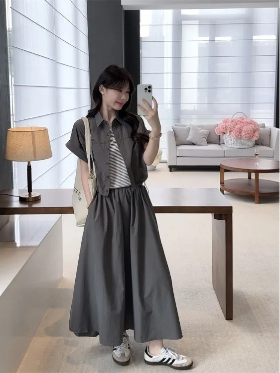 plus Size Summer Shirt Casual Shirt Collar Slimming Meat Covering High Waist Midi Skirt Set Fashionable Versatile Breathable ...
plus Size Summer Shirt Casual Shirt Collar Slimming Meat Covering High Waist Midi Skirt Set Fashionable Versatile Breathable ...