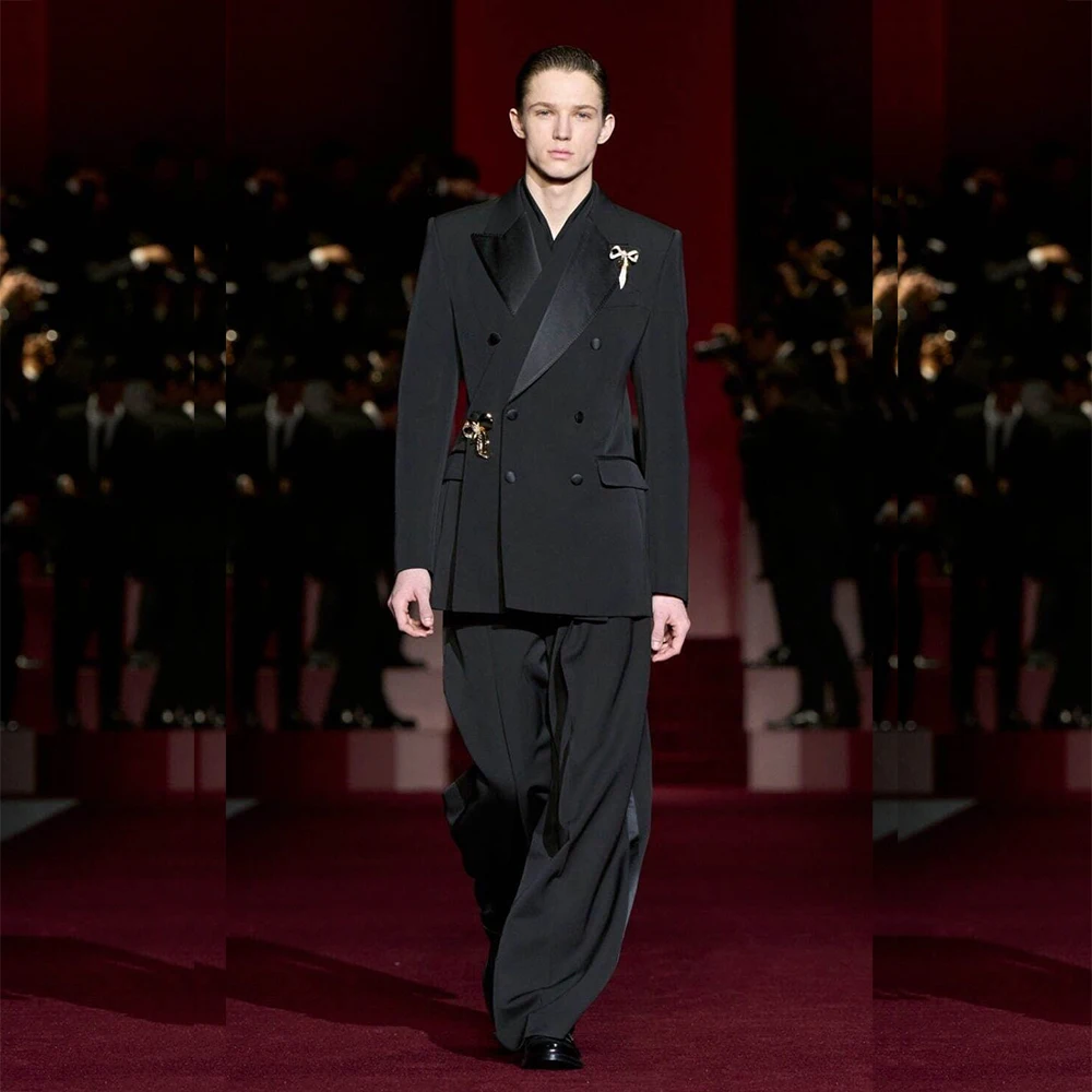 Elegant Men's Suits 2 Pieces Jacket Pant Sets High Quality Luxury Double Breasted Peak Lapel Male Banquet Wedding Clothing
Elegant Men's Suits 2 Pieces Jacket Pant Sets High Quality Luxury Double Breasted Peak Lapel Male Banquet Wedding Clothing