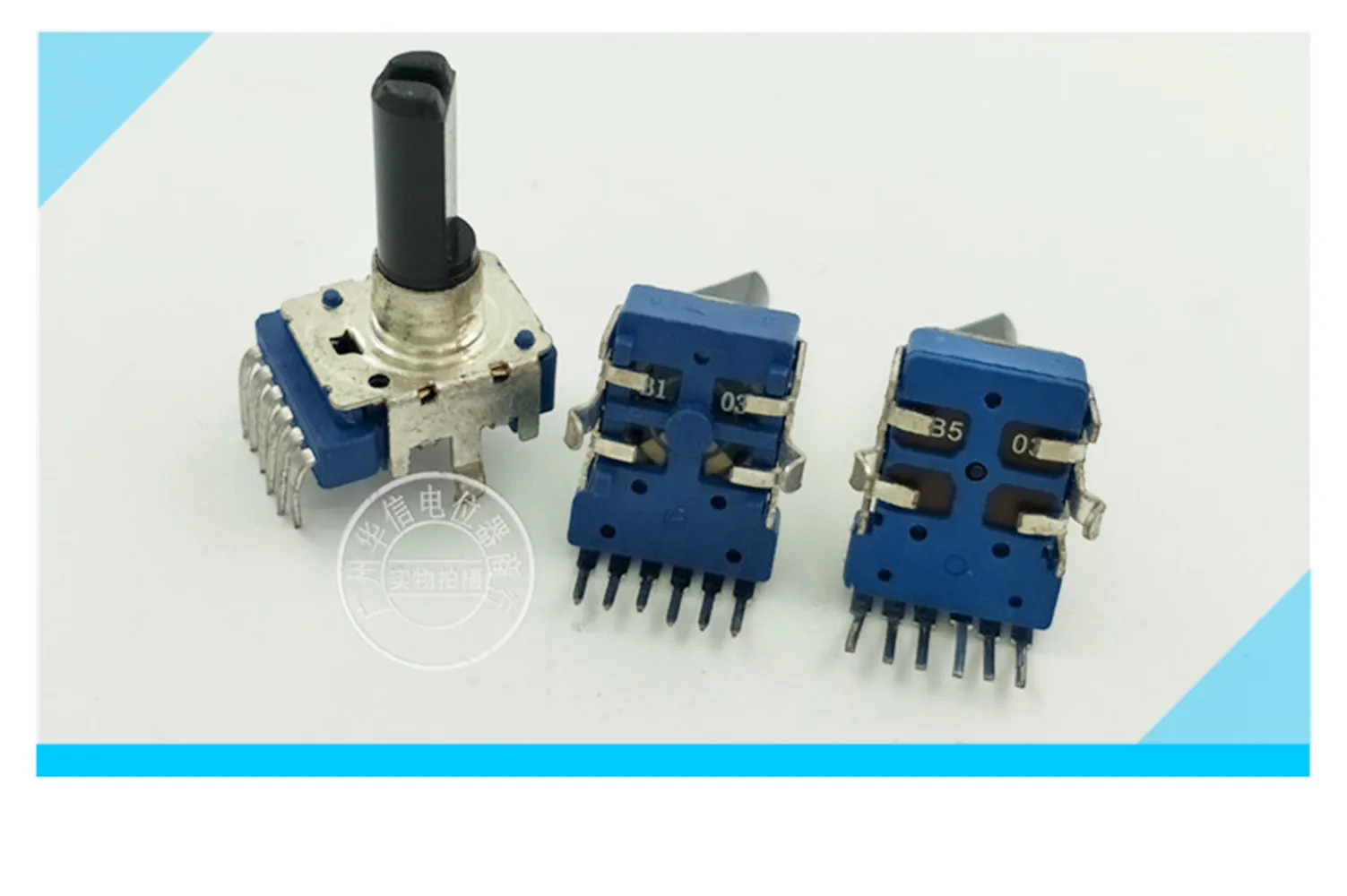 Оригинальный новый 100% RK142 вертикальный двойной потенциометр B10K 50K C20K A20K 50K 6-контактный, длина ручки 18MMF (ПЕРЕКЛЮЧАТЕЛЬ)
Оригинальный новый 100% RK142 вертикальный двойной потенциометр B10K 50K C20K A20K 50K 6-контактный, длина ручки 18MMF (ПЕРЕКЛЮЧАТЕЛЬ)