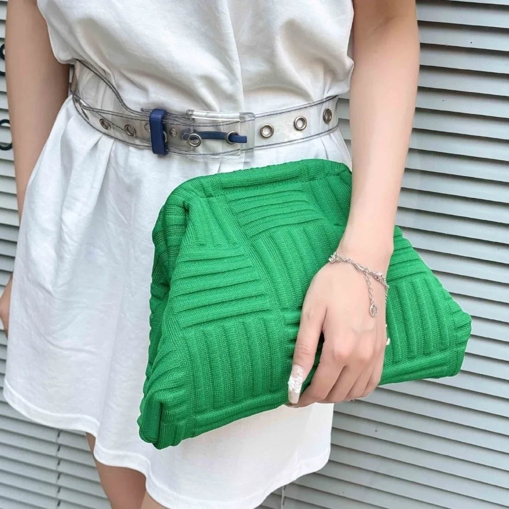 Popular Luxury Travel Clutch Bag Large Capacity Black Evening Bag Eye-catching Stylish Portable Toiletry Bag Fashionable Items
Popular Luxury Travel Clutch Bag Large Capacity Black Evening Bag Eye-catching Stylish Portable Toiletry Bag Fashionable Items