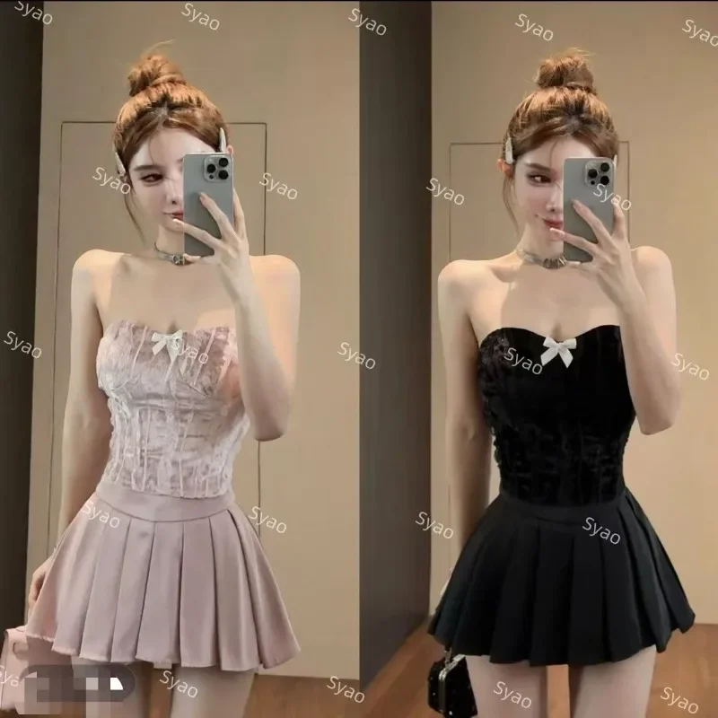 Sweet Hot Girl Pure Sexy Suit Women's Autumn Strapless Tank Top High Waist Pleated Skirt Two-piece Set Fashion Female Clothes
Sweet Hot Girl Pure Sexy Suit Women's Autumn Strapless Tank Top High Waist Pleated Skirt Two-piece Set Fashion Female Clothes