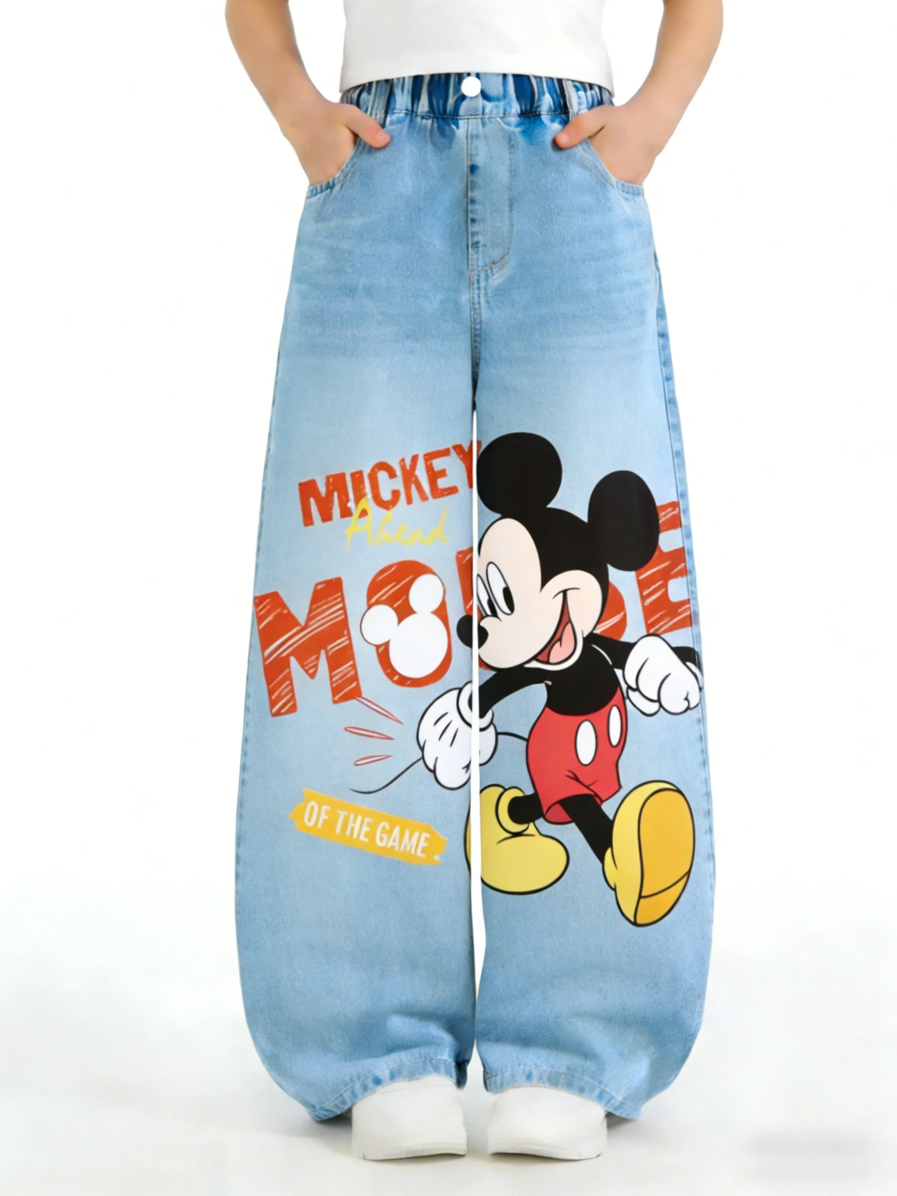 Прочные и устойчивые к пятнам джинсовые брюки для девочек Disney, детские джинсы с высокой талией и принтом Микки.
Прочные и устойчивые к пятнам джинсовые брюки для девочек Disney, детские джинсы с высокой талией и принтом Микки.