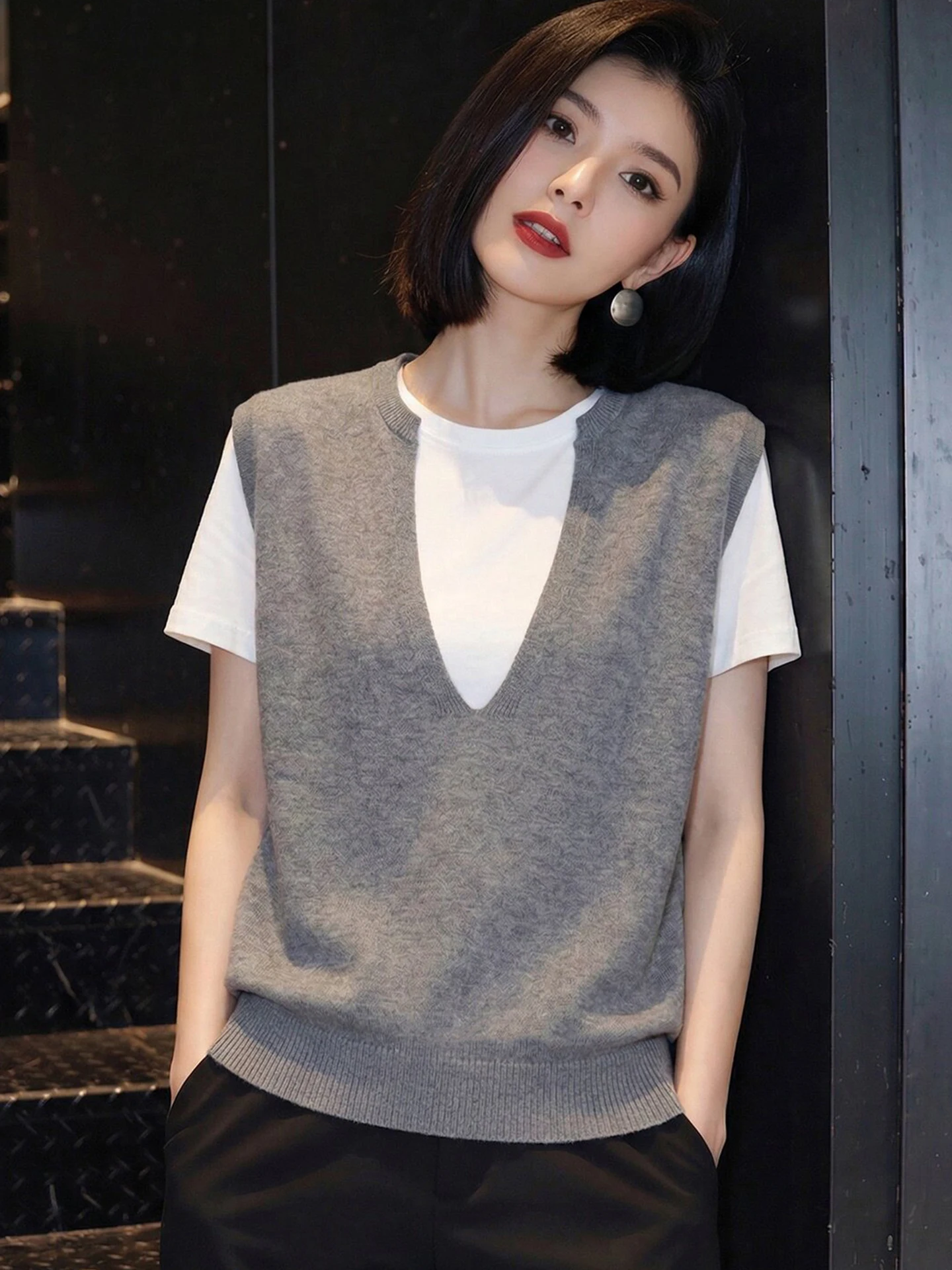 Korean Style Short Sleeve Knitwear Casual Versatile Top Spring Summer Fashionable Loose Fit round Neck Regular Length Women's...
Korean Style Short Sleeve Knitwear Casual Versatile Top Spring Summer Fashionable Loose Fit round Neck Regular Length Women's...