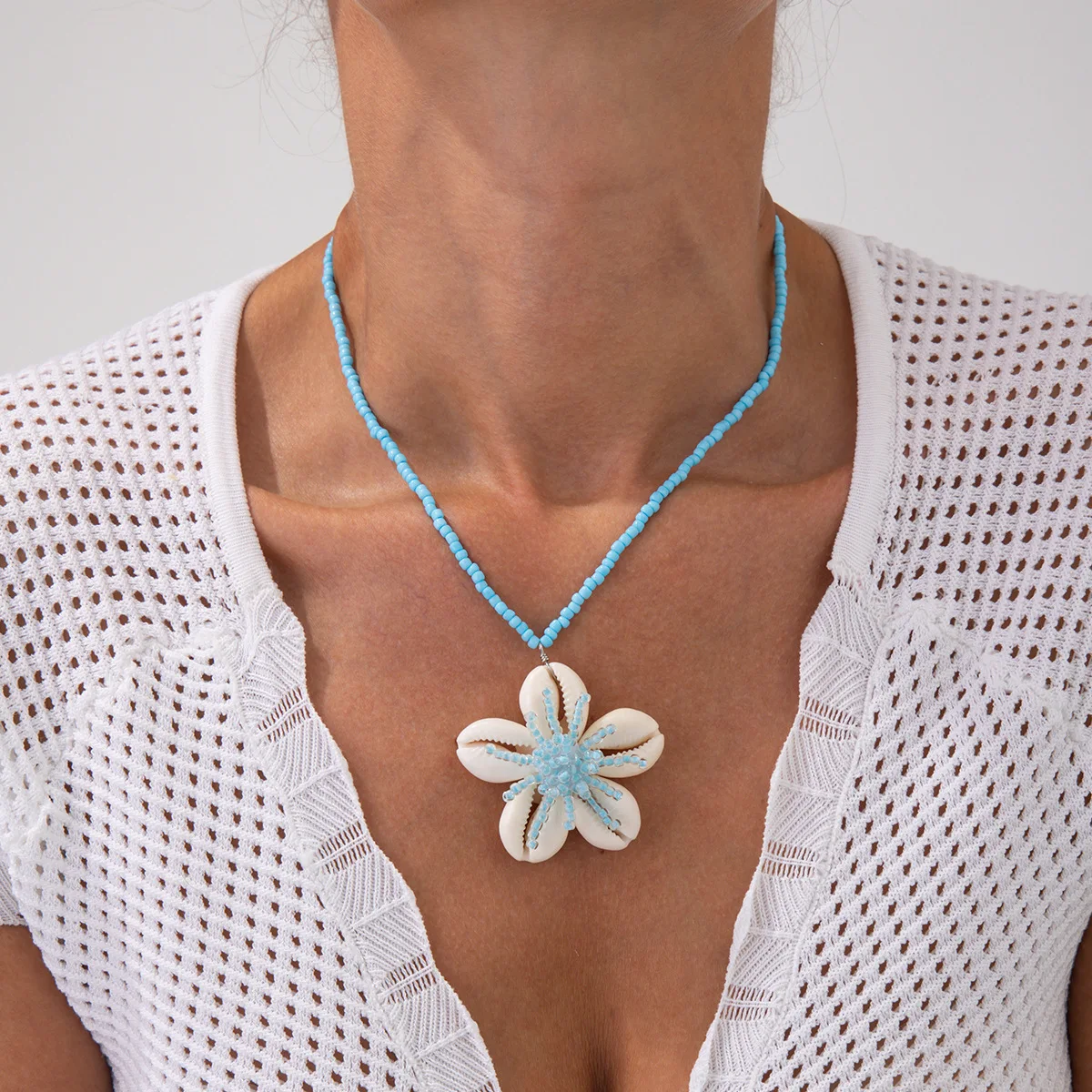 Ailodo Natural Shell Flower Pendant Necklace For Women Bohemian Summer Beach Seed Beads Strand Necklace Fashion Jewelry Gift
Ailodo Natural Shell Flower Pendant Necklace For Women Bohemian Summer Beach Seed Beads Strand Necklace Fashion Jewelry Gift