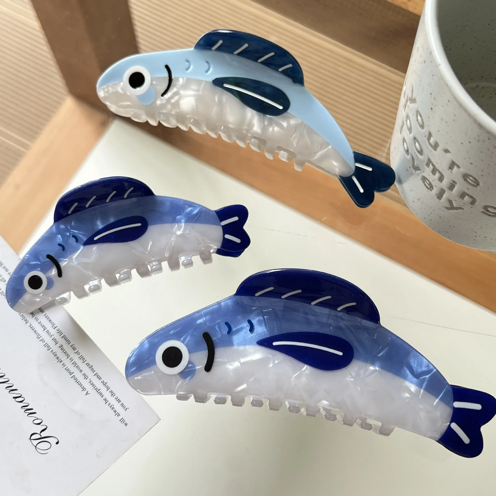 YHJ Big Eyes Sardine Hair Claw Classic Style Marine Animal Series Acrylic Hair Claw Clips Hair Accessories for Women Girls
YHJ Big Eyes Sardine Hair Claw Classic Style Marine Animal Series Acrylic Hair Claw Clips Hair Accessories for Women Girls