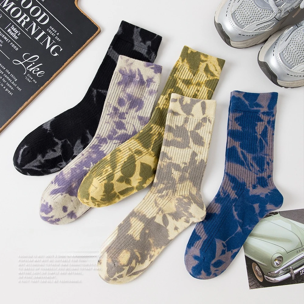 Autumn And Winter New Products Tie-dye Socks Women's Cotton Tube Socks Korean Personality Street Sports Style Basketball Socks
Autumn And Winter New Products Tie-dye Socks Women's Cotton Tube Socks Korean Personality Street Sports Style Basketball Socks