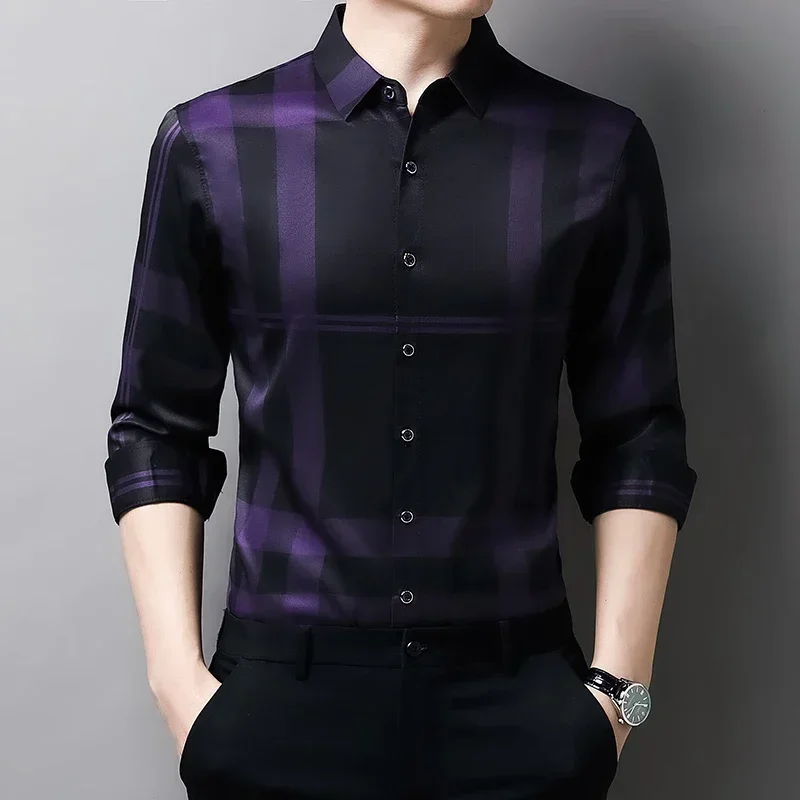 Autumn long sleeved shirt for men Business casual long sleeved plaid shirt for men
Autumn long sleeved shirt for men Business casual long sleeved plaid shirt for men