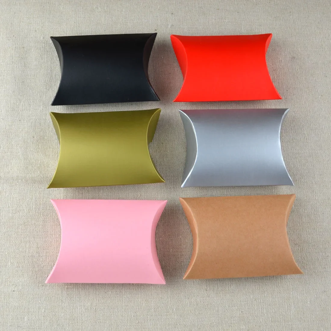 10/30/50Pcs Pillow Candy Box Kraft Paper Christmas Gift Packaging Boxes Candy Bags Wedding Favors Birthday Party Decorations
10/30/50Pcs Pillow Candy Box Kraft Paper Christmas Gift Packaging Boxes Candy Bags Wedding Favors Birthday Party Decorations