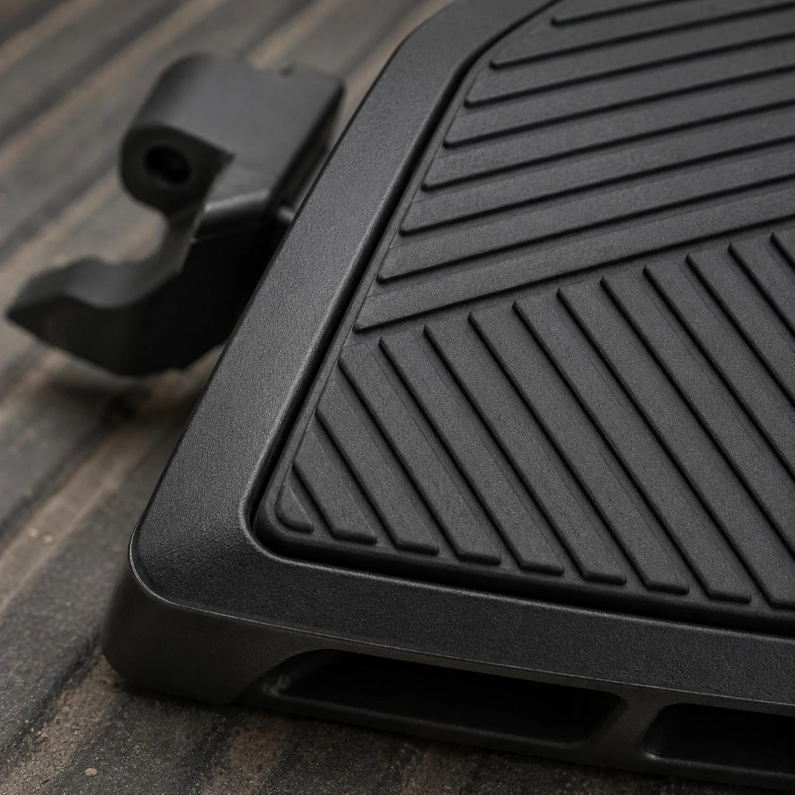 Brake Footboards Ribbed Extended Footboards Footboard Set Mounting Bracket Motorcycle Accessory Black
Brake Footboards Ribbed Extended Footboards Footboard Set Mounting Bracket Motorcycle Accessory Black