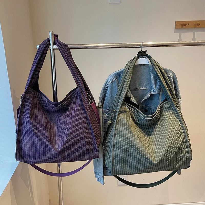 Large Capacity Casual Simple Women's One Shoulder Diagonal Cross Tote Bag, Fashionable Cloth Bag
Large Capacity Casual Simple Women's One Shoulder Diagonal Cross Tote Bag, Fashionable Cloth Bag