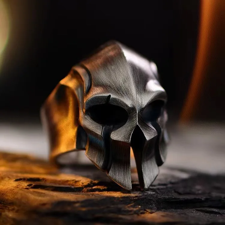 Men Vintage Antiqued 3D Spartan Helmet Skull Ring Punk Gothic High Sense Finger Ring presente namorados masculino
Men Vintage Antiqued 3D Spartan Helmet Skull Ring Punk Gothic High Sense Finger Ring presente namorados masculino