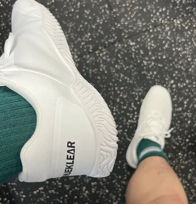 Breathable and comfortable lightweight wear-resistant non-slip weightlifting training shoes indoor comprehensive training shoes
Breathable and comfortable lightweight wear-resistant non-slip weightlifting training shoes indoor comprehensive training shoes