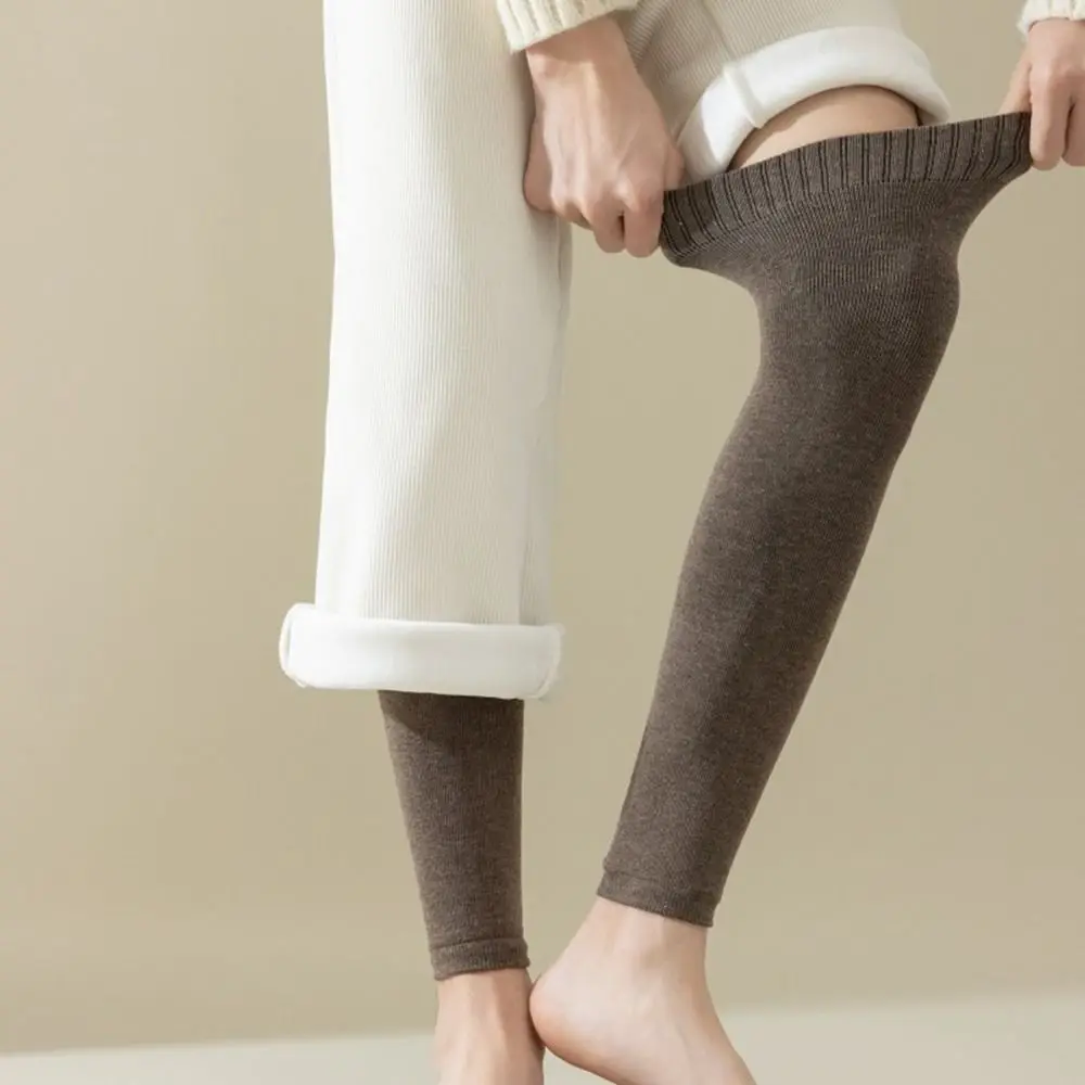 Elastic Keep Warm Plush Knee Protector Long Socks Thigh Knitted Foot Cover Solid Color Thickened Over Knee Socks Ladies
Elastic Keep Warm Plush Knee Protector Long Socks Thigh Knitted Foot Cover Solid Color Thickened Over Knee Socks Ladies