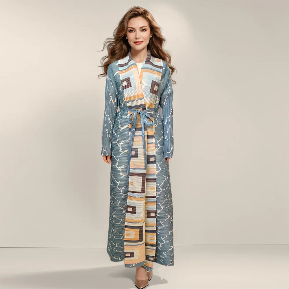 Pleated robe Middle Eastern autumn long coat cape printed Arabic dress fashionable simple temperament elegant vacation style hig
Pleated robe Middle Eastern autumn long coat cape printed Arabic dress fashionable simple temperament elegant vacation style hig