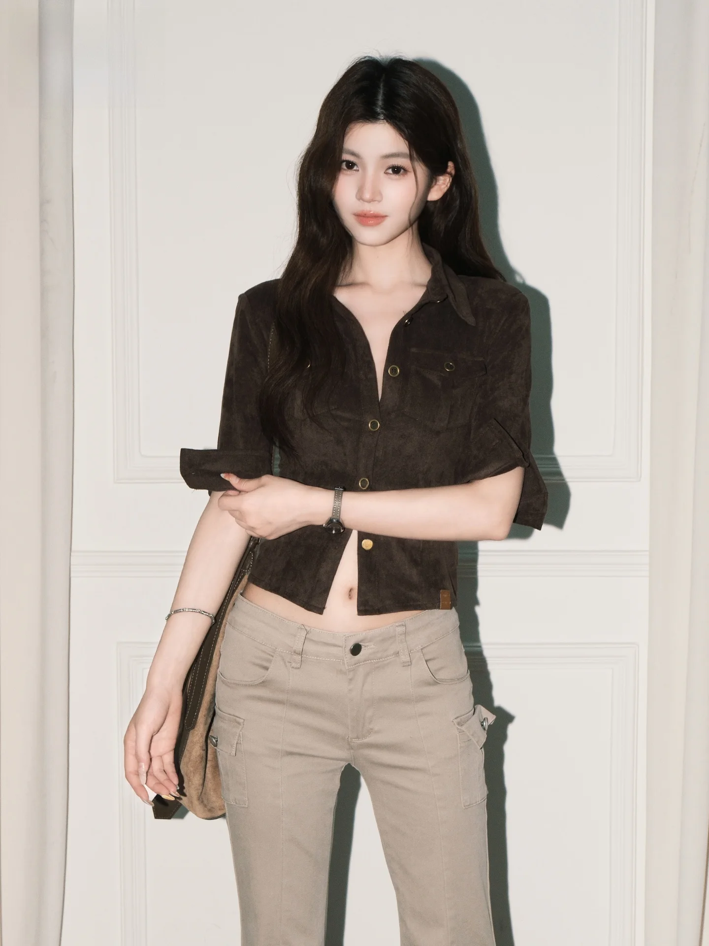 Slim Fit Brown Sleeveless Shirt Women's 2026 New Summer Workwear Padded Shoulder Sexy Style Casual Wind Short Length Button
Slim Fit Brown Sleeveless Shirt Women's 2026 New Summer Workwear Padded Shoulder Sexy Style Casual Wind Short Length Button