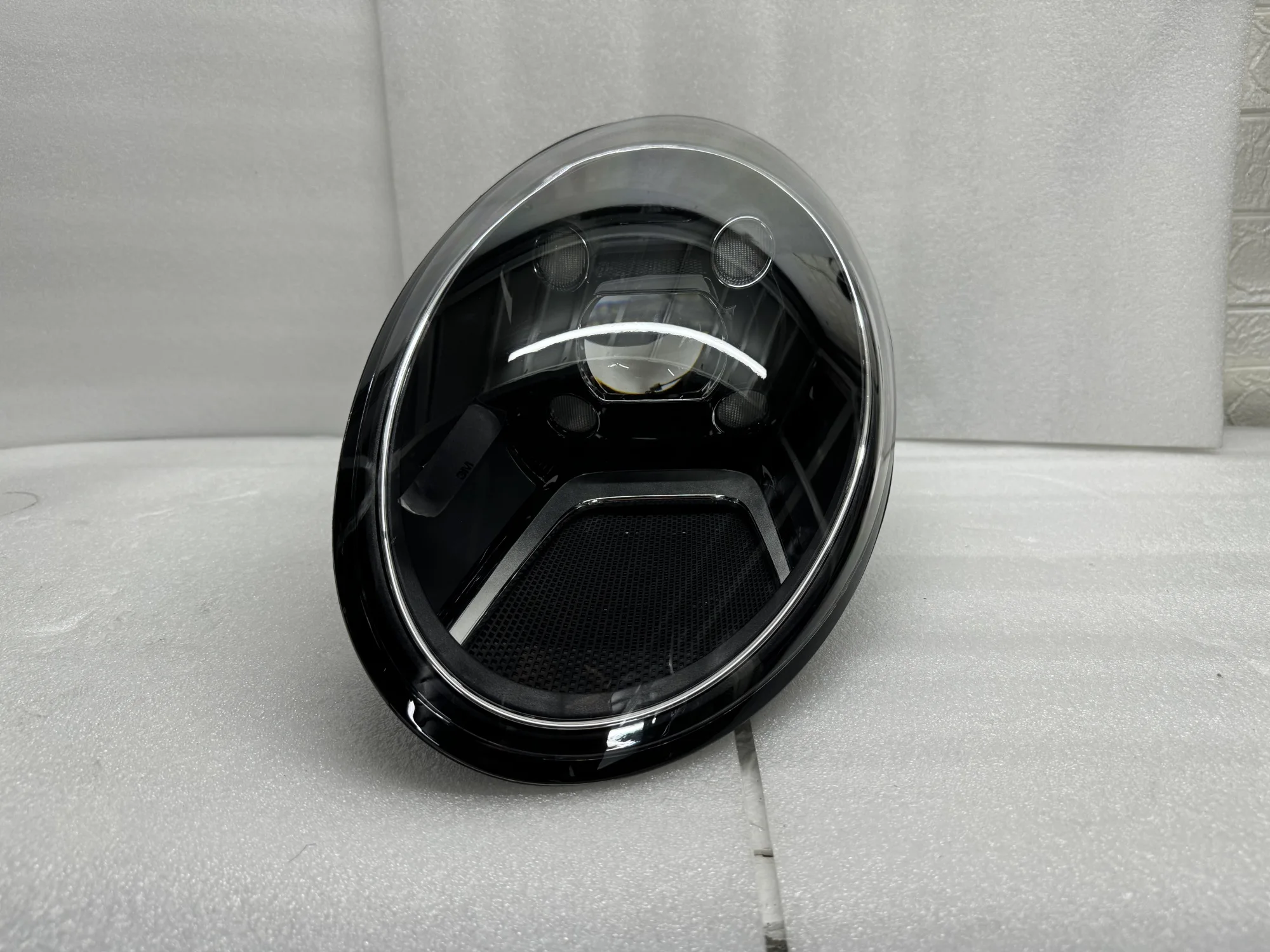 Высококачественные фары, подходящие для Porsche 992 911, светодиодные фары 2020-2024, оригинальные б/у светодиодные фары 992
Высококачественные фары, подходящие для Porsche 992 911, светодиодные фары 2020-2024, оригинальные б/у светодиодные фары 992