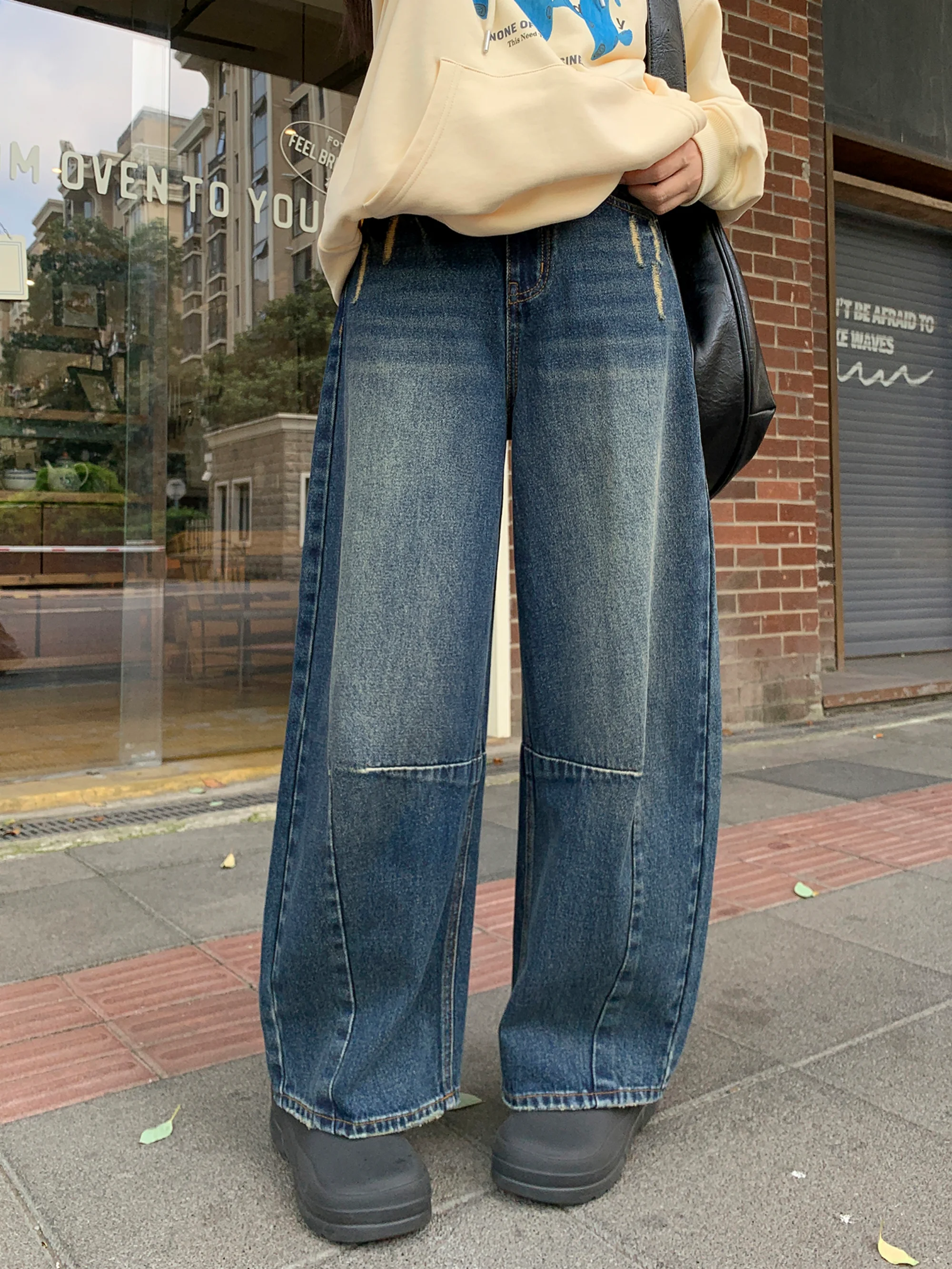 Retro Blue Denim Jeans Women's 2026 Spring Autumn Knife Washed Long Trousers Cotton Polyester Blend Daily Wear
Retro Blue Denim Jeans Women's 2026 Spring Autumn Knife Washed Long Trousers Cotton Polyester Blend Daily Wear