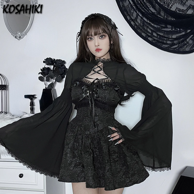 Harajuku Girls Crop Blouse Vintage Women Y2k Lace Patchwork Top 2025 Summer Lolita Cape Flare Sleeve Blusas Gothic Casual Shirts
Harajuku Girls Crop Blouse Vintage Women Y2k Lace Patchwork Top 2025 Summer Lolita Cape Flare Sleeve Blusas Gothic Casual Shirts