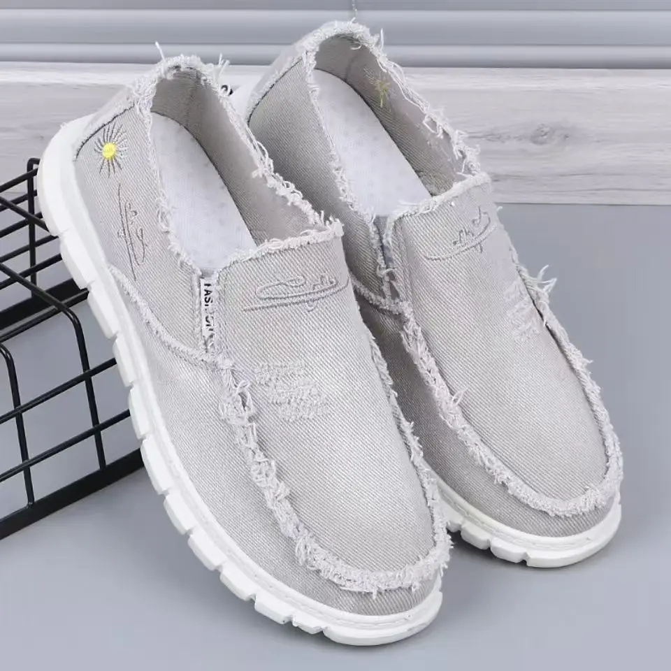 Canvas shoes men's new old Beijing cloth one pedal high-end washed canvas casual work
Canvas shoes men's new old Beijing cloth one pedal high-end washed canvas casual work