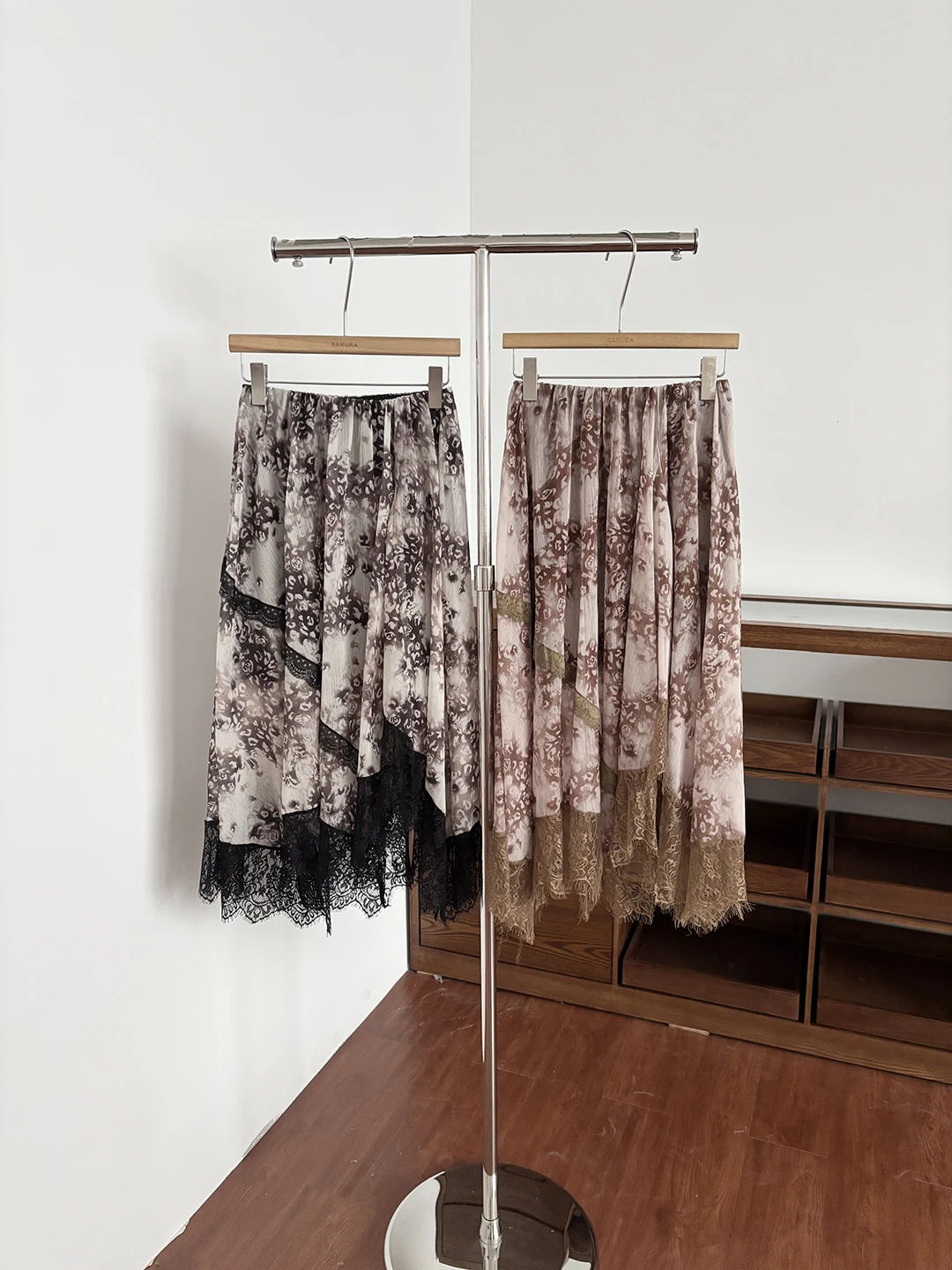 Summer High Waist A-Line Skirt Women's Floral Lace Patchwork Asymmetrical Vintage Swing Skirt Polyester Fiber
Summer High Waist A-Line Skirt Women's Floral Lace Patchwork Asymmetrical Vintage Swing Skirt Polyester Fiber