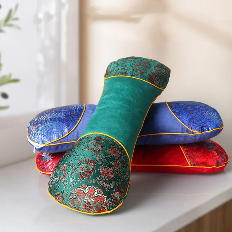 Нагревательная подушка для облегчения боли в шеи, китайская медицина, бархатная ткань, полынь, подушка для поясницы или шеи, Подушка для сна
Нагревательная подушка для облегчения боли в шеи, китайская медицина, бархатная ткань, полынь, подушка для поясницы или шеи, Подушка для сна