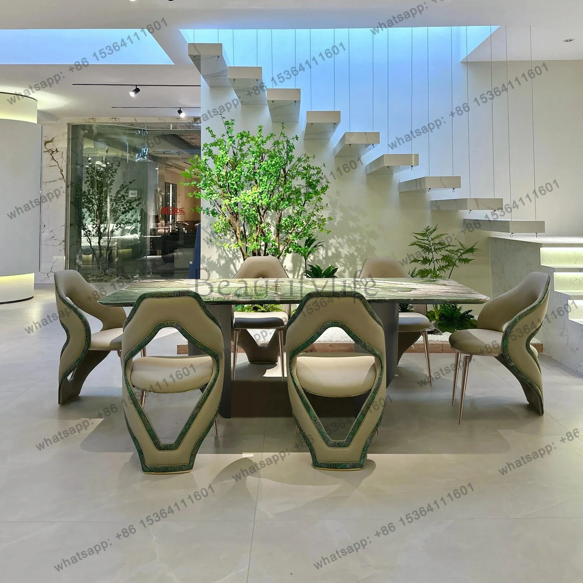 yj32 Patek Philippe green luxury stone dining table green natural marble dining table Italian light luxury high-end dining table
yj32 Patek Philippe green luxury stone dining table green natural marble dining table Italian light luxury high-end dining table