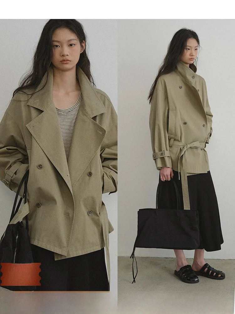 Retro Washed Pure Cotton Stand Collar Low Waist Belted Loose Short Coat for Women by Popchrio Spring 2026 Casual Wear
Retro Washed Pure Cotton Stand Collar Low Waist Belted Loose Short Coat for Women by Popchrio Spring 2026 Casual Wear